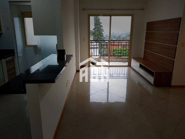 #641 - Apartamento para Venda em Santana de Parnaíba - SP
