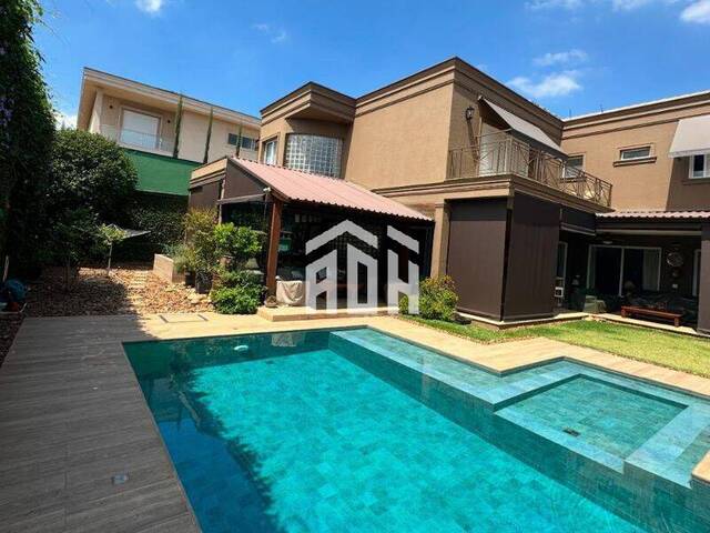#650 - Casa para Venda em Santana de Parnaíba - SP