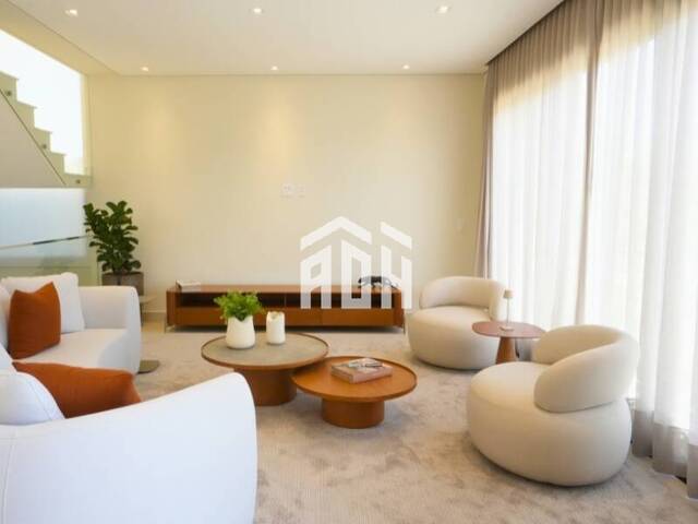 Casa para Venda em Santana de Parnaíba - 2