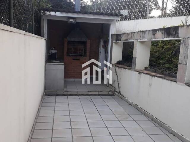 Casa para Venda em Santana de Parnaíba - 4