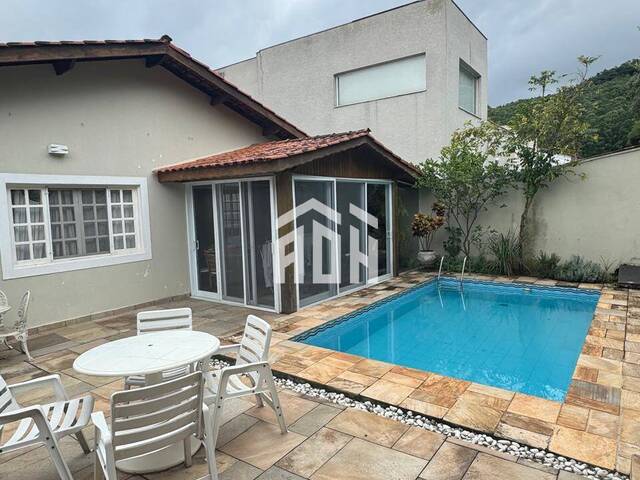 Casa para Venda em Santana de Parnaíba - 4