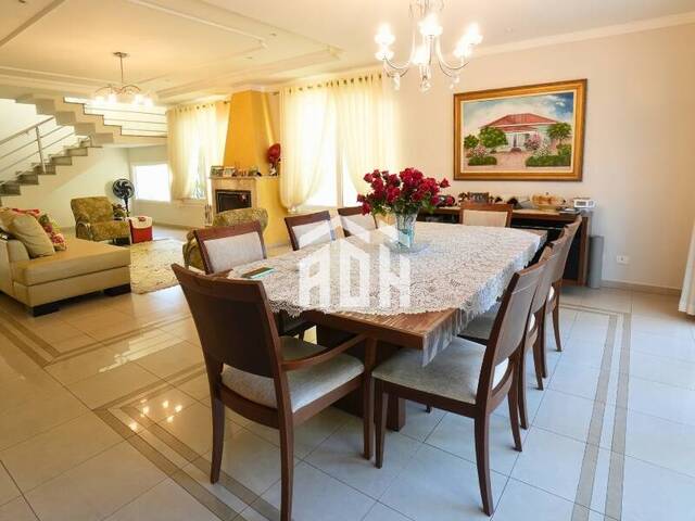 Casa para Venda em Santana de Parnaíba - 5