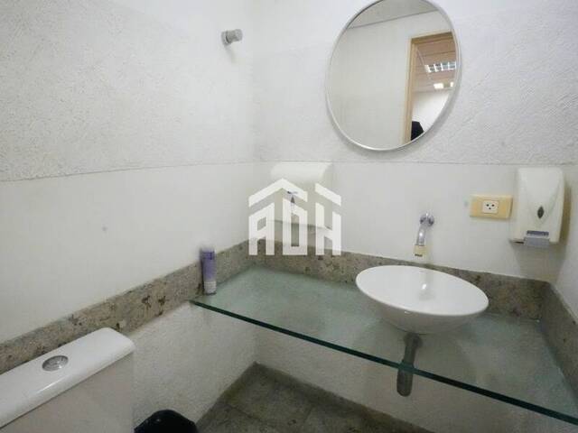 #684 - Sala para Locação em Barueri - SP