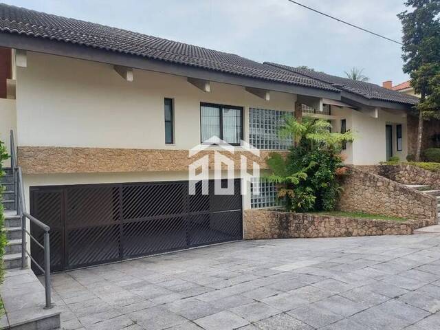 #689 - Casa para Venda em Santana de Parnaíba - SP