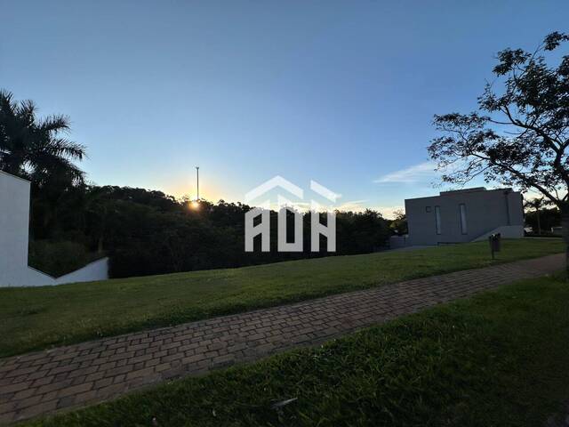 #697 - Área para Venda em Santana de Parnaíba - SP