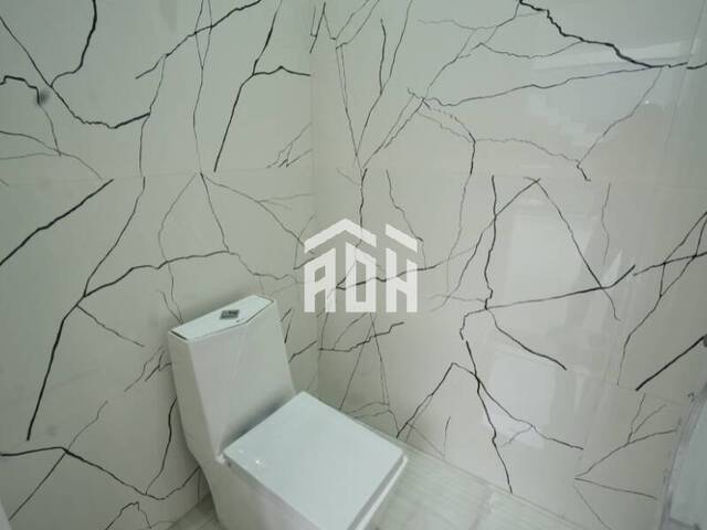 Casa para Venda em Santana de Parnaíba - 5