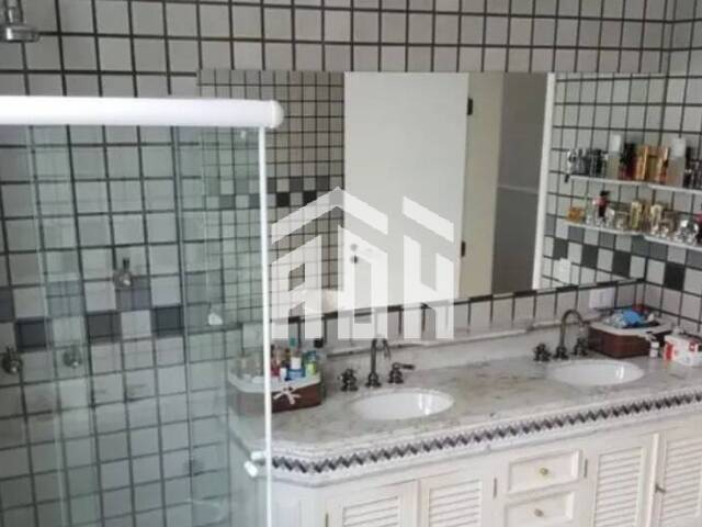 Casa para Venda em Santana de Parnaíba - 4
