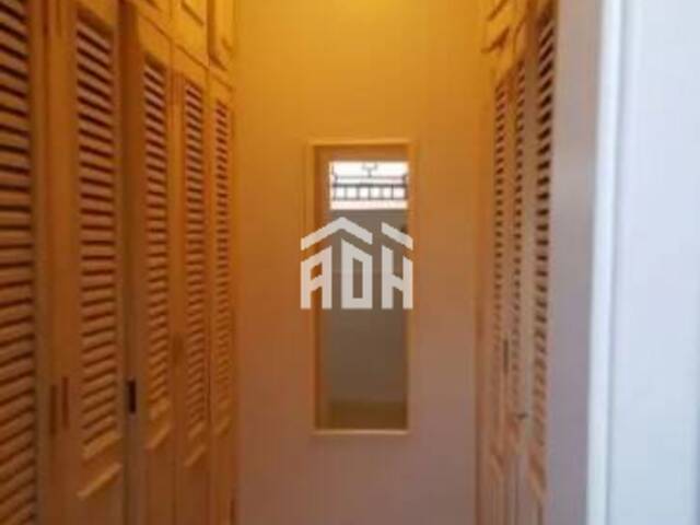 Casa para Venda em Santana de Parnaíba - 5