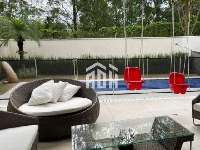 Casa para Venda em Santana de Parnaíba - 2