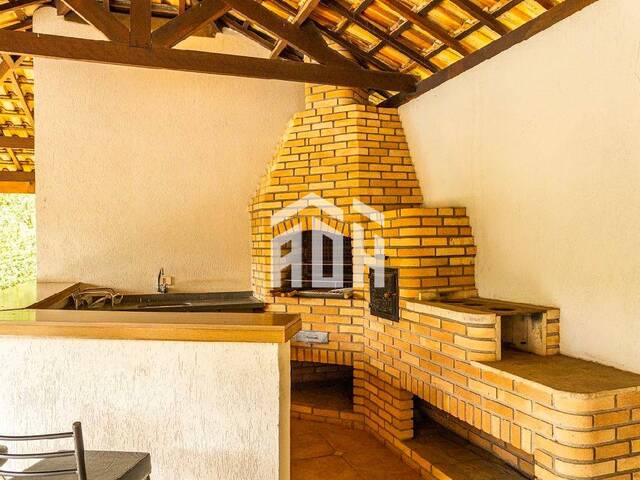 Casa para Venda em Santana de Parnaíba - 5