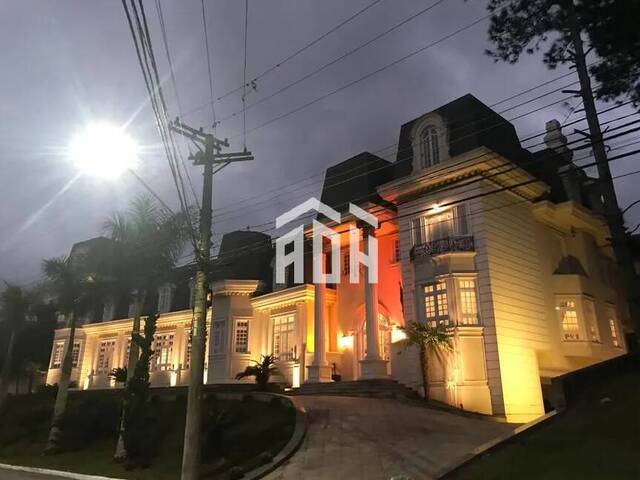 Casa para Locação em Santana de Parnaíba - 2