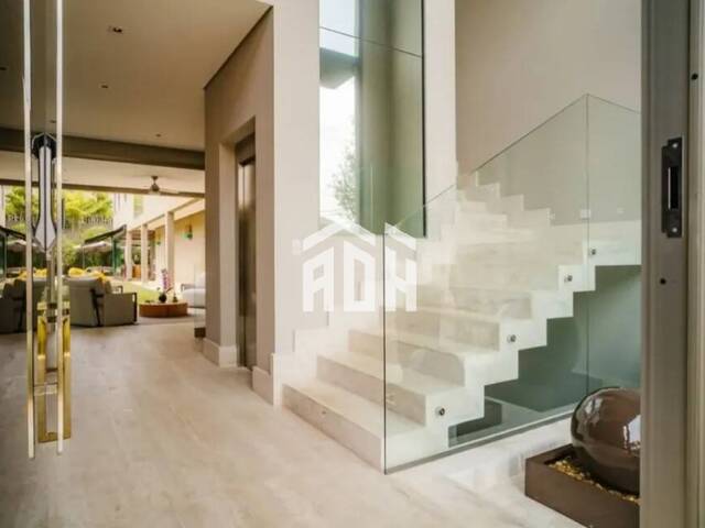 Casa para Venda em Santana de Parnaíba - 5