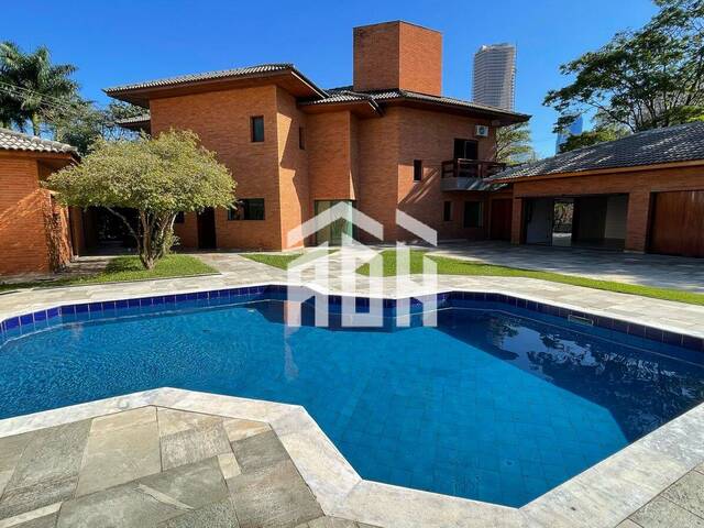 #766 - Casa para Locação em Barueri - SP