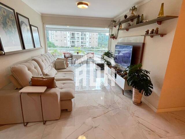 Apartamento para Venda em Santana de Parnaíba - 2