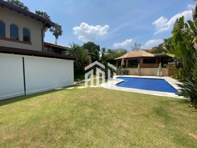 #773 - Casa para Venda em Santana de Parnaíba - SP