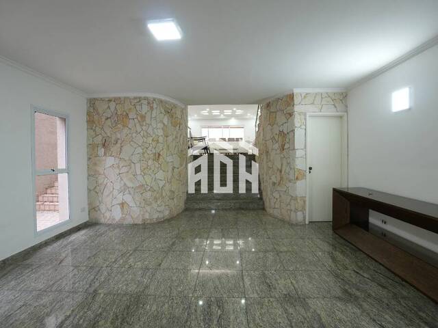 Casa para Venda em Santana de Parnaíba - 4