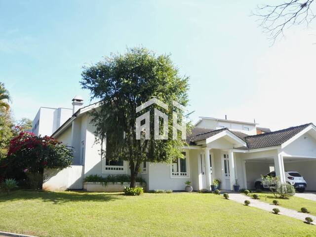 Casa para Venda em Santana de Parnaíba - 2