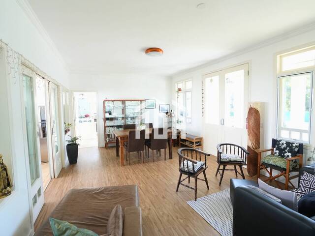 Casa para Venda em Santana de Parnaíba - 5