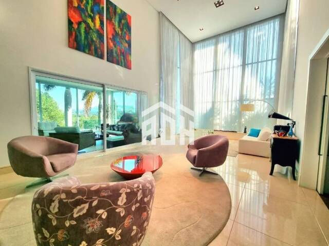 Casa para Venda em Santana de Parnaíba - 5