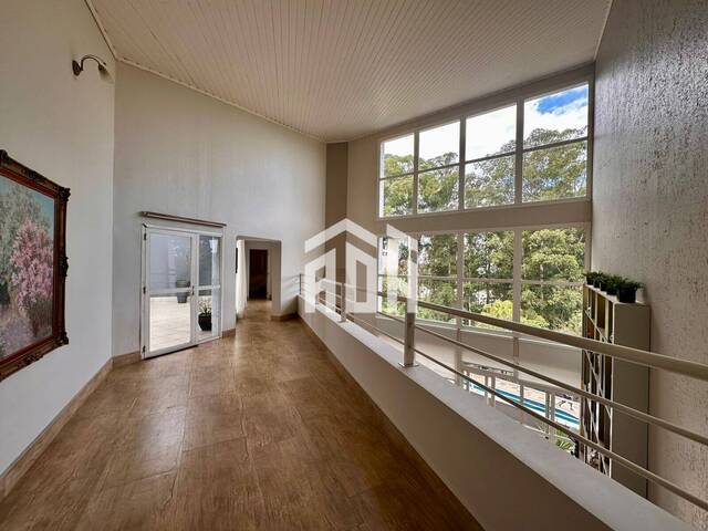 #781 - Casa para Venda em Barueri - SP