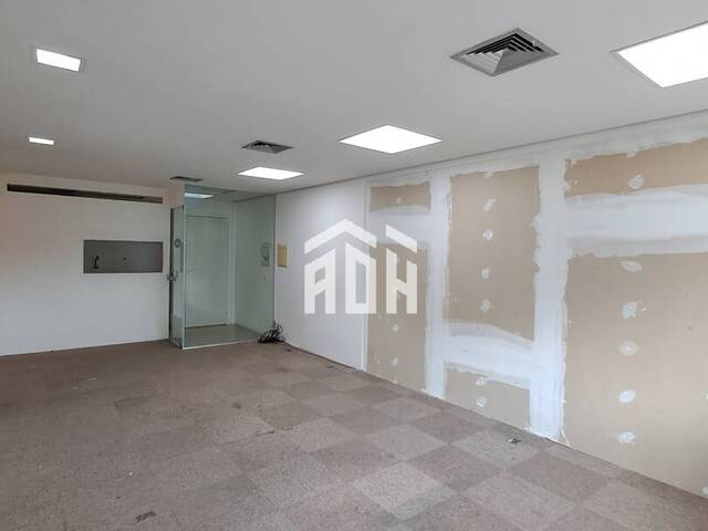 Sala para Venda em Barueri - 4