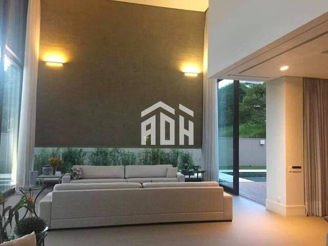 Casa para Venda em Santana de Parnaíba - 4