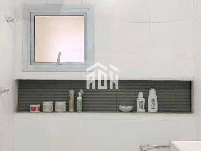 Apartamento para Venda em Santana de Parnaíba - 4