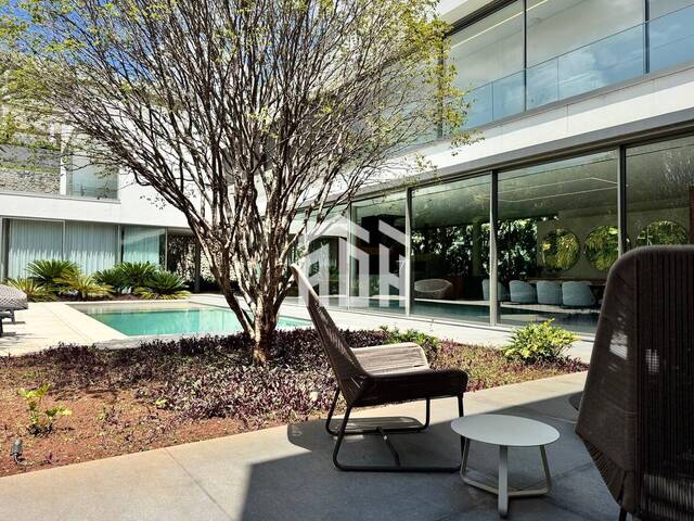 Casa para Venda em Santana de Parnaíba - 2