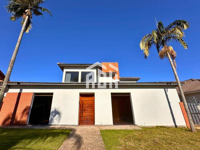 #950 - Casa para Venda em Santana de Parnaíba - SP