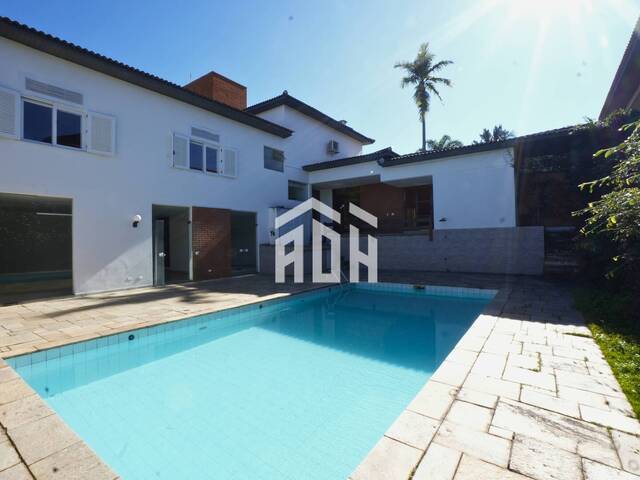 Casa para Venda em Santana de Parnaíba - 2