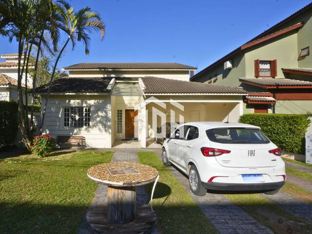 #955 - Casa para Locação em Santana de Parnaíba - SP