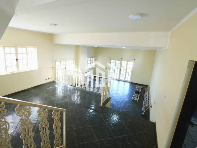 #955 - Casa para Locação em Santana de Parnaíba - SP