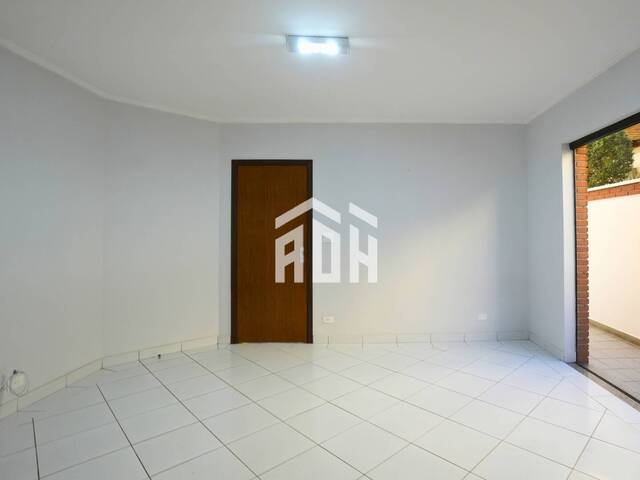 Casa para Venda em Santana de Parnaíba - 3