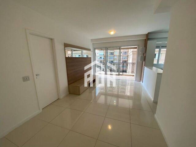 #996 - Apartamento para Locação em Barueri - SP