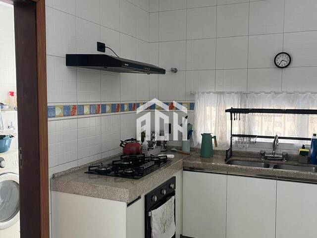 Casa para Venda em Santana de Parnaíba - 4