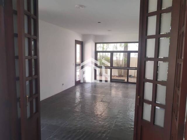 Casa para Locação em Santana de Parnaíba - 5