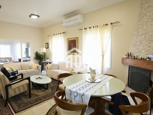 Casa para Venda em Santana de Parnaíba - 5