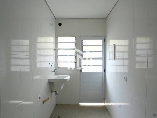 Casa para Venda em Santana de Parnaíba - 3