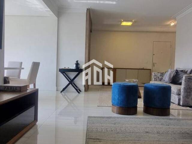 Apartamento para Venda em Santana de Parnaíba - 3