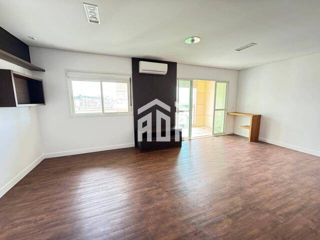 Apartamento para Venda em Santana de Parnaíba - 3