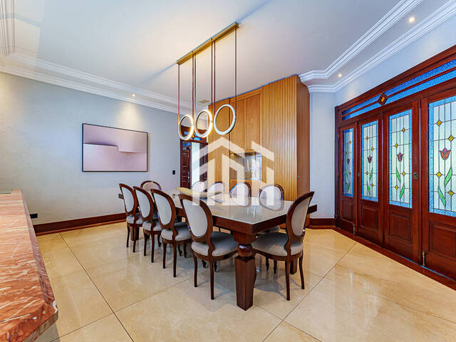Casa para Venda em Santana de Parnaíba - 3