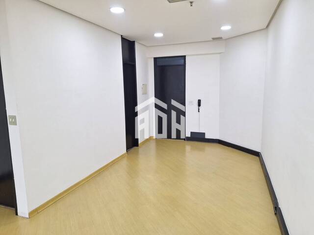 Sala para Locação em Santana de Parnaíba - 5