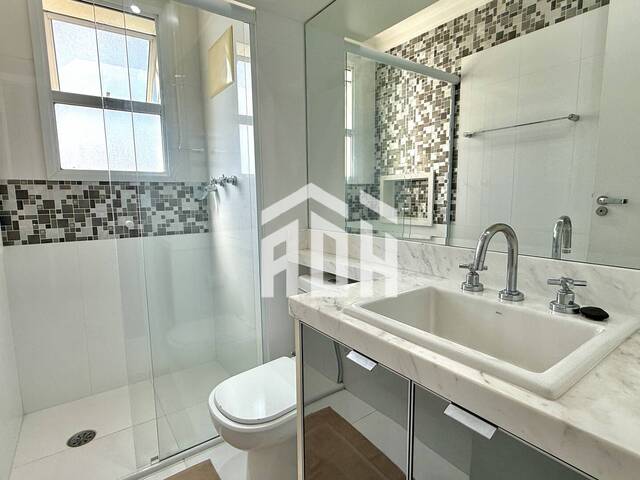 Apartamento para Venda em Santana de Parnaíba - 4