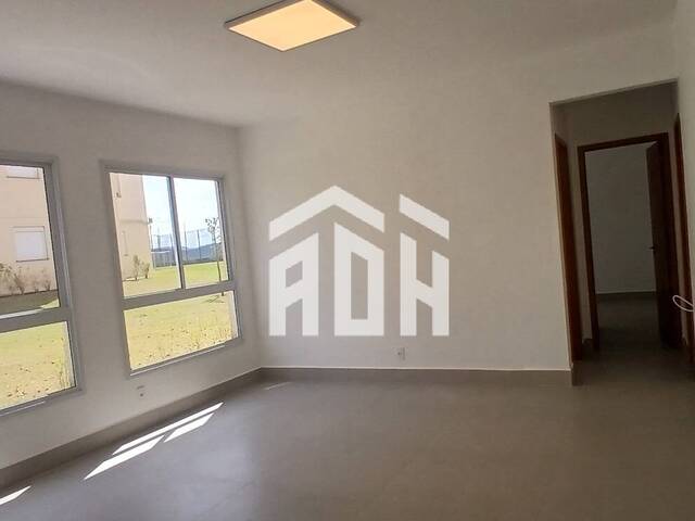 #1072 - Apartamento para Locação em Santana de Parnaíba - SP