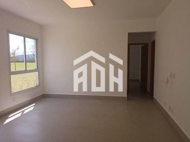 #1072 - Apartamento para Locação em Santana de Parnaíba - SP