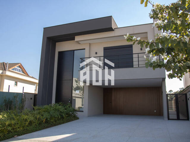 #1086 - Casa para Venda em Santana de Parnaíba - SP