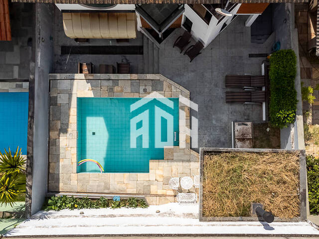 #1115 - Casa para Venda em Santana de Parnaíba - SP