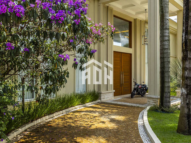 #1119 - Casa para Venda em Barueri - SP