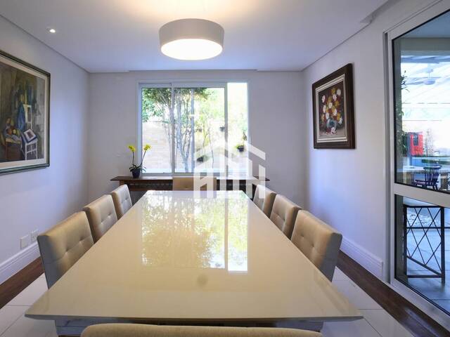 #1126 - Casa para Venda em Santana de Parnaíba - SP