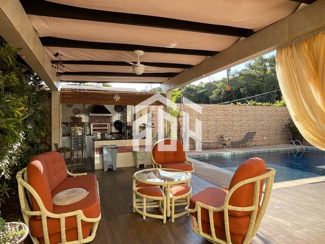 #1140 - Casa para Venda em Santana de Parnaíba - SP
